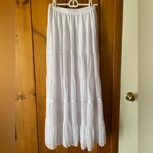 White maxi skirt